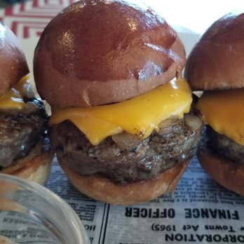7th & Carson - Sliders 9/10 - New American Near Me - Las Vegas, Nevada 7th & Carson - Sliders 9/10 - New American Near Me - Las Vegas, Nevada