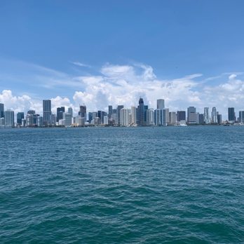 Bayride Tours - Miami skyline from the boat - Boat Charters Near Me - Miami, Florida