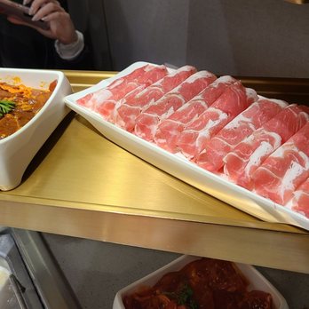 Haidilao Hot Pot - Chinese Near Me - Markham, Ontario