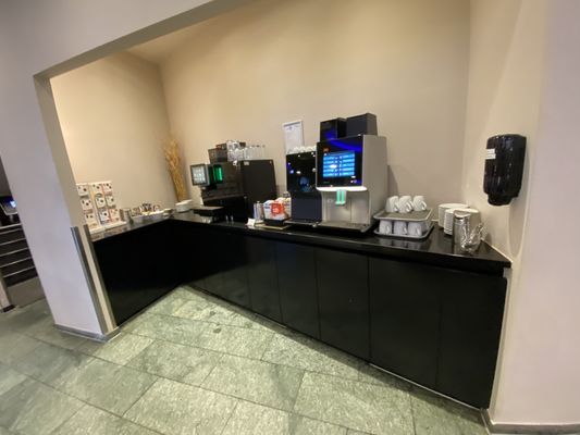 Hilton Garden Inn Stuttgart NeckarPark by null