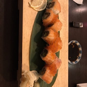 Kado-Ya - Amazing Salmon roll in Tübingen's best sushi restaurant, Kado Ya! - Sushi Bars Near Me - Tübingen, BW Kado-Ya - Amazing Salmon roll in Tübingen's best sushi restaurant, Kado Ya! - Sushi Bars Near Me - Tübingen, BW