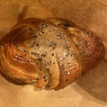 Fabrique Artisan Bakery - Bakeries Near Me - New York, New York