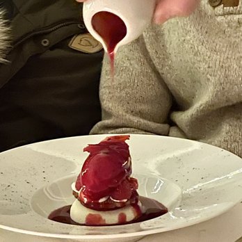 Betula Aspen - Raspberry cheesecake mousse - French Near Me - Aspen, Colorado