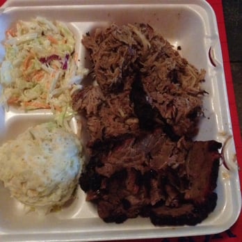 Fainmous BBQ - Generous portions of pulled pork and sliced beef with cole slaw and potato salad for sides. - Barbeque Near Me - Houston, Texas Fainmous BBQ - Generous portions of pulled pork and sliced beef with cole slaw and potato salad for sides. - Barbeque Near Me - Houston, Texas