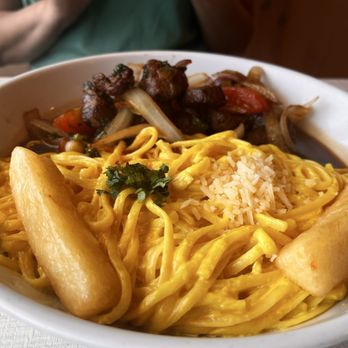 Kotosh - Tallarin a la haincaina - Sushi Bars Near Me - Lomita, California
