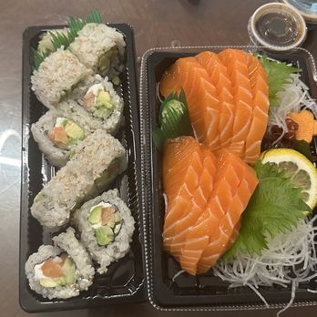 Sushi Robata - Philadelphia Roll and Salmon Sashimi - Sushi Bars Near Me - Dallas, Texas