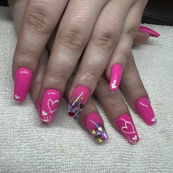 Nice Nails - Had to do a little something Valentines - Nail Salons Near Me - Oroville, California