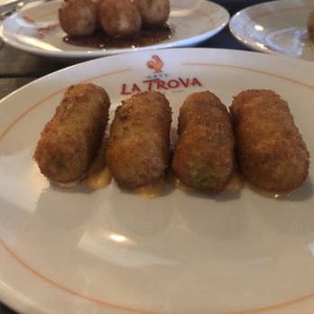 Cafe La Trova - Paella croquetas - Cocktail Bars Near Me - Miami, Florida