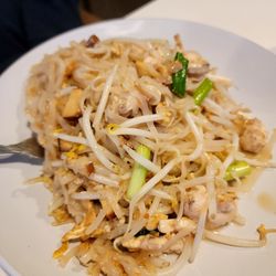 Thai Gourmet Food of Thailand - Chicken Pad Thai