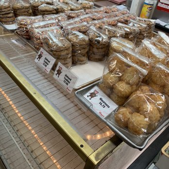 Leonard's Bakery - Bakeries Near Me - Honolulu, Hawaii Leonard's Bakery - Bakeries Near Me - Honolulu, Hawaii