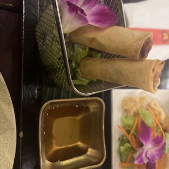Hug Thai Cuisine - Crispy spring roll - Thai Near Me - Bellmore, New York Hug Thai Cuisine - Crispy spring roll - Thai Near Me - Bellmore, New York