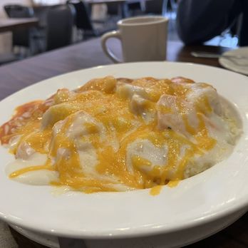 S & E Cafe - Ying Yang (red and cream sauce) seafood baked spaghetti 4/10 - Chinese Near Me - San Francisco, California
