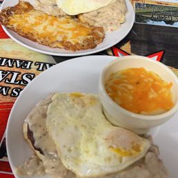 Country Benedict with Cheesy Grits and Cheesy Hash-browns Country Benedict with Cheesy Grits and Cheesy Hash-browns