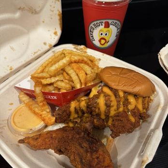 Dave's Hot Chicken - Dave's #3 1 Tender & 1 Slider w/ Fries and Small Chocolate Shake - Chicken Shop Near Me - Seattle, Washington