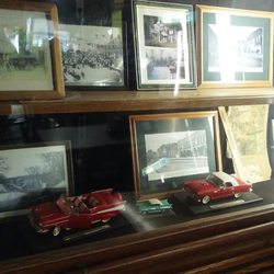 Foster's - Display case for vintage stuff