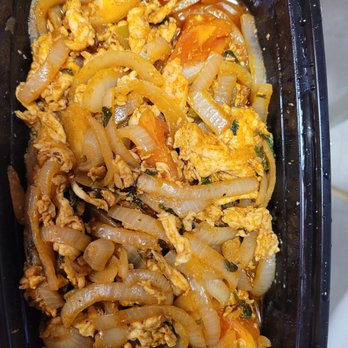 Rangoon Ruby - Chicken kebat (mostly onion) - Burmese Near Me - San Carlos, California