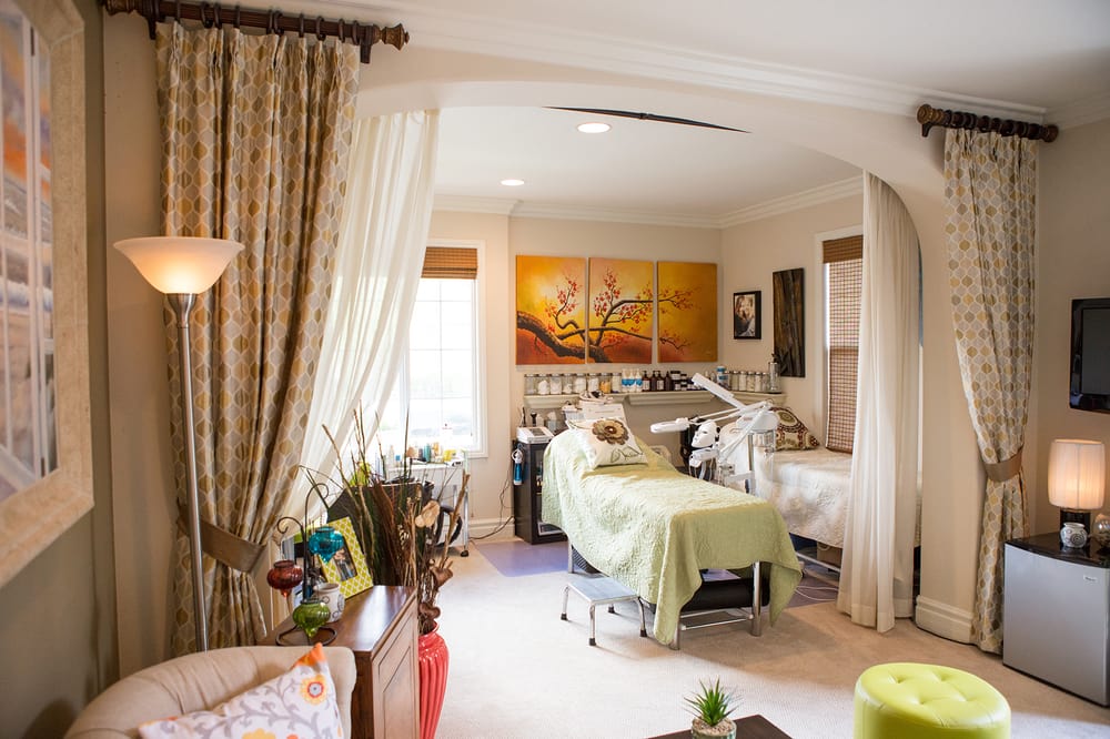 Lumineux Aesthetics Logo