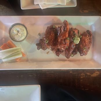 Crazy Horse - Maple Sriracha chicken wings - Steakhouses Near Me - Kanata, Ontario