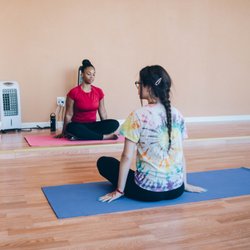 Yoga With Jamila - 1-on-1: Opening practice