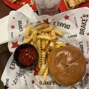 Drakes - The All American - Sushi Bars Near Me - O'Fallon, Missouri