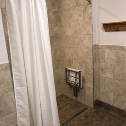 Anytime Fitness - Clean restrooms