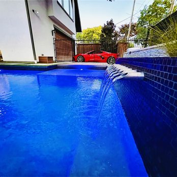 Living Water Custom Pools - Pool & Hot Tub Service Near Me - Plano, Texas