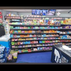 Liquor & Smoke Shop
