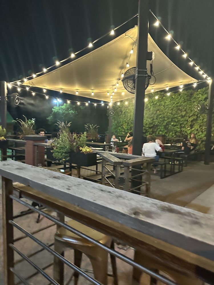 Cadillac Pizza Pub