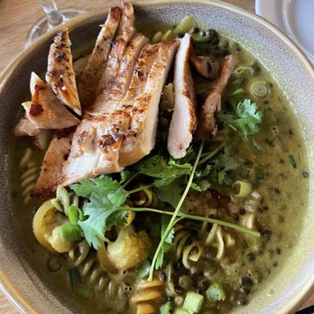 Mour Cocina | Bodega - Coconut Curry Pasta - Wine Bars Near Me - Austin, Texas Mour Cocina | Bodega - Coconut Curry Pasta - Wine Bars Near Me - Austin, Texas
