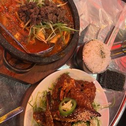 Beef Spicy Rice Cake - Tteokbokki / 우삼겹 국물 떡볶이 and Spicy Marinated Raw Crab with Rice / 양념게장 Beef Spicy Rice Cake - Tteokbokki / 우삼겹 국물 떡볶이 and Spicy Marinated Raw Crab with Rice / 양념게장
