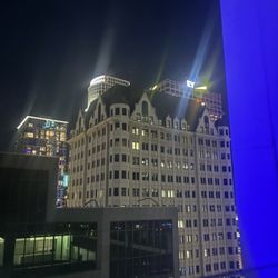 Elevate Lounge
