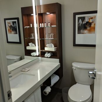 Delta Hotels Ottawa City Centre - Bathroom - Hotels Near Me - Ottawa, Ontario Delta Hotels Ottawa City Centre - Bathroom - Hotels Near Me - Ottawa, Ontario