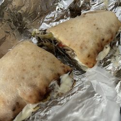 900 Degrees Brick Oven Pizza - Gluten Free Philly Cheesesteak