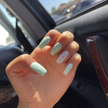 Golden Hour Nails - Nail Salons Near Me - Fresno, California
