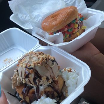 TeeJay's Sweet Tooth - Donut sundae and donut sandwich - Desserts Near Me - Indianapolis, Indiana TeeJay's Sweet Tooth - Donut sundae and donut sandwich - Desserts Near Me - Indianapolis, Indiana