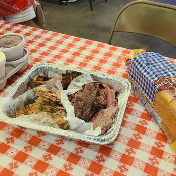 Rudy's - Ribs, Brisket and Turkey - Barbeque Near Me - San Antonio, Texas