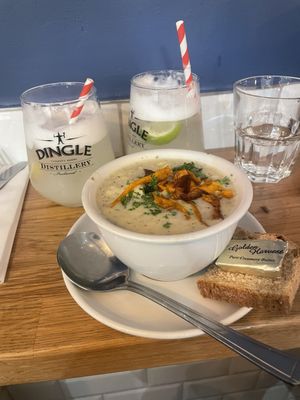 The Fish Box / Flannery's Seafood Bar by null