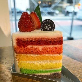 Paris Baguette - Rainbow cake - Coffee & Tea Near Me - New York, New York Paris Baguette - Rainbow cake - Coffee & Tea Near Me - New York, New York
