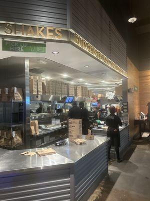 Shake Shack Canal Place by null