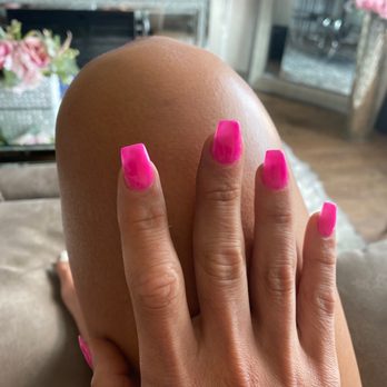 Nail Lounge - told her they were crooked a few times but she didn't understand - Nail Salons Near Me - Addison, Texas Nail Lounge - told her they were crooked a few times but she didn't understand - Nail Salons Near Me - Addison, Texas
