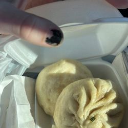 Yum Yum Pie - The chive steam buns
