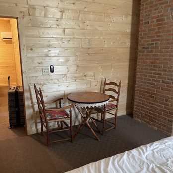 William Watson Hotel - Hotels Near Me - Pittsfield, Illinois William Watson Hotel - Hotels Near Me - Pittsfield, Illinois