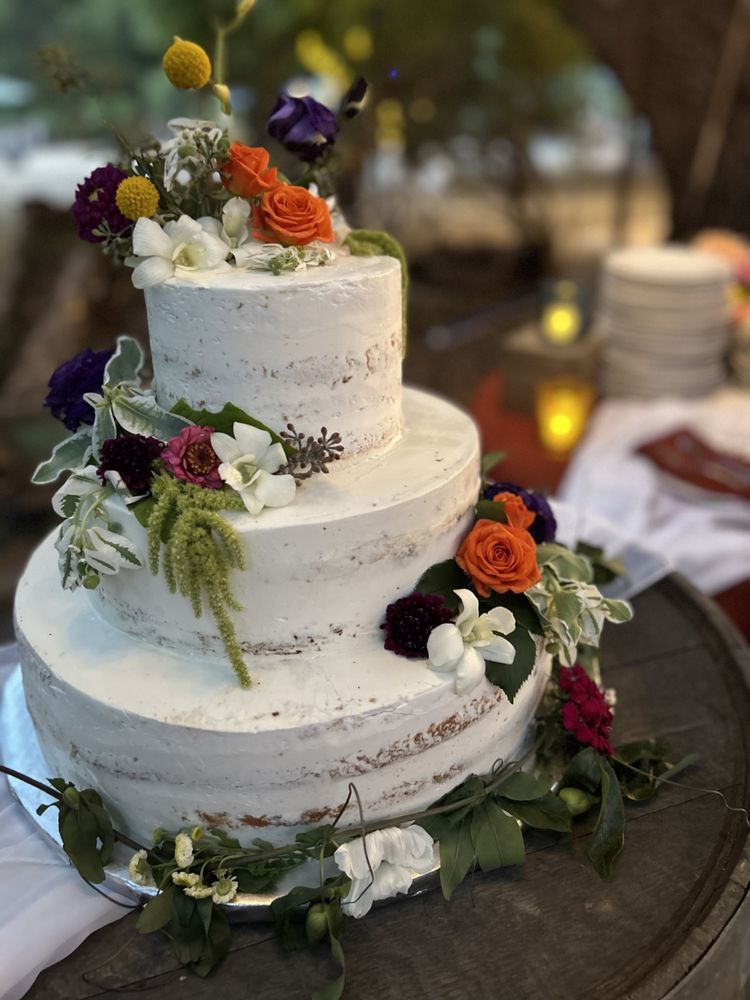 Chefany's Cakes Logo