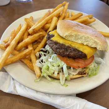 Eat'n Park - Cheeseburger - Diners Near Me - Monroeville, Pennsylvania