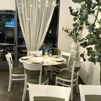 Milan - Cute table settings - Italian Near Me - San Jose, California