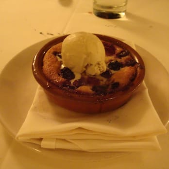 AOC - berry budino bread pudding - Cocktail Bars Near Me - Los Angeles, California