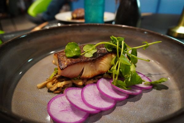 Lane 17 Lounge by null