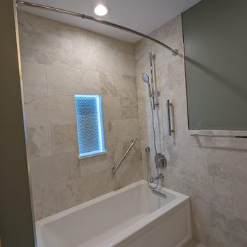Masters Kitchen and Bath - Full Bath After - General Contractors Near Me - Park Ridge, Illinois Masters Kitchen and Bath - Full Bath After - General Contractors Near Me - Park Ridge, Illinois