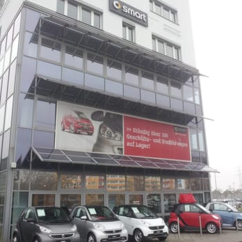 smart center Berlin - Car Dealers Near Me - Berlin, BE