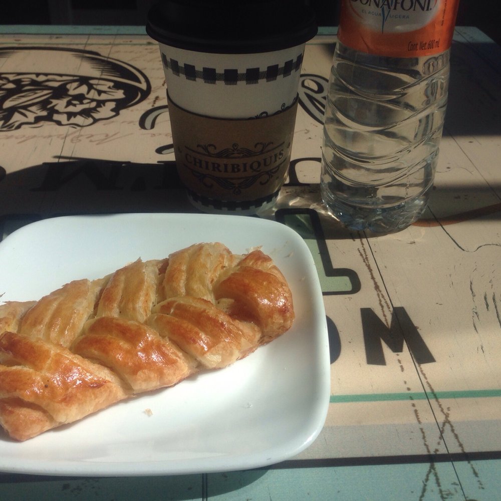 Chiribiquis - Apple turnover - Coffee & Tea Near Me - Ciudad de México, DIF